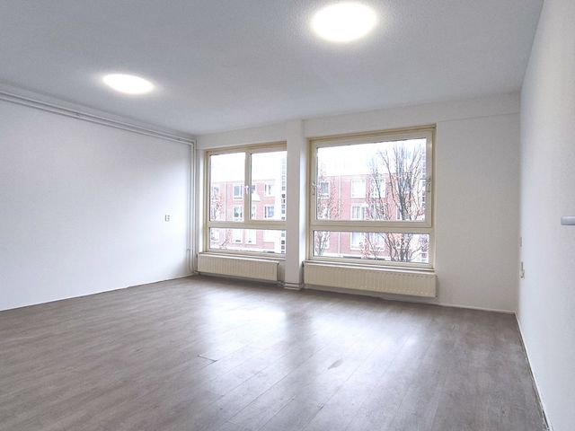 Barbusselaan 111, Amsterdam