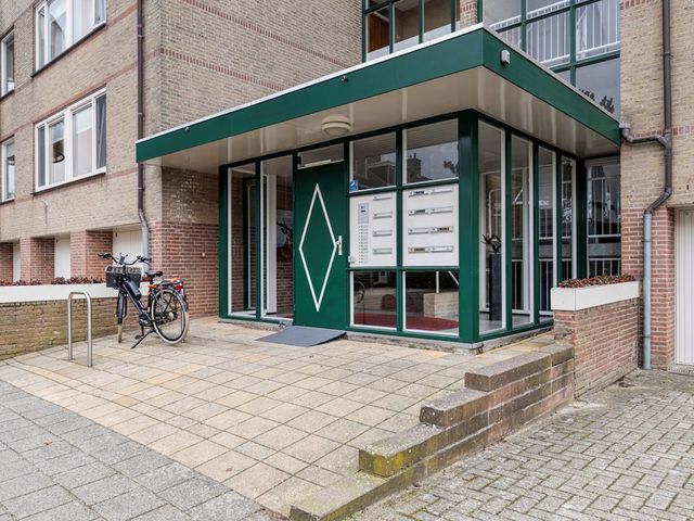 Buitendijklaan 120, Leiderdorp