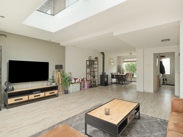 Middelgeest 10, Leiderdorp