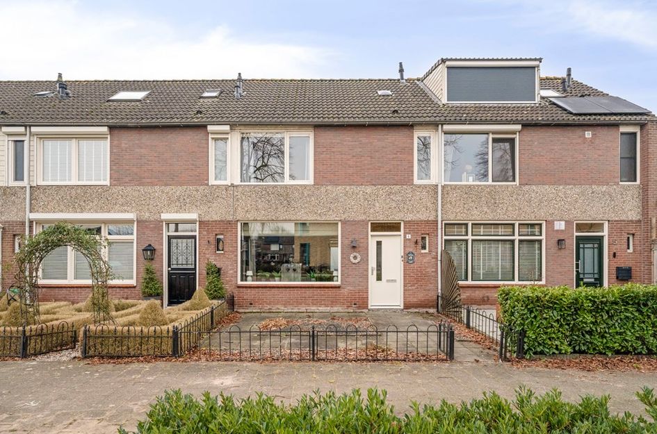 Jan Zwartplantsoen 6