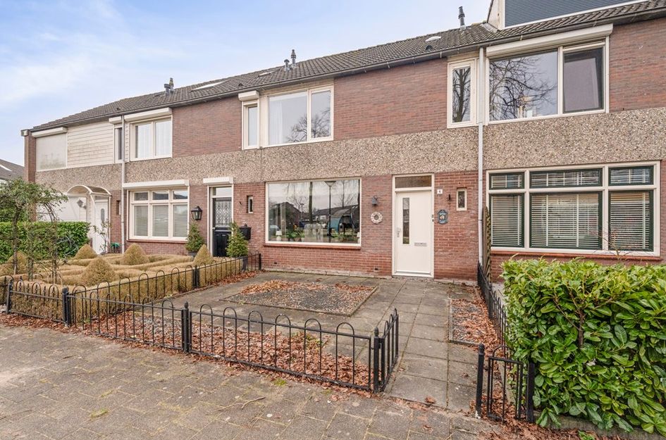 Jan Zwartplantsoen 6