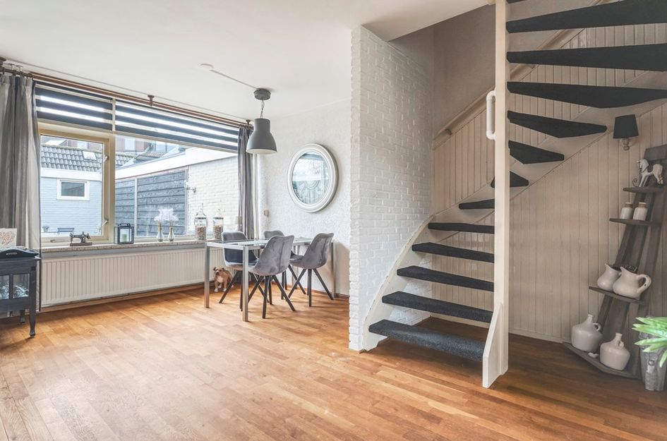 Jan Zwartplantsoen 6