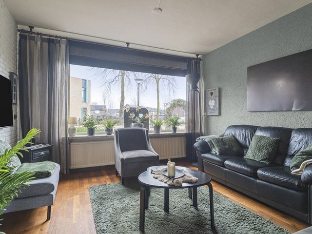 Jan Zwartplantsoen 6, Bunschoten-Spakenburg