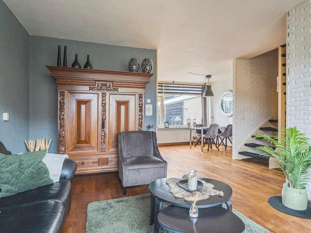 Jan Zwartplantsoen 6, Bunschoten-Spakenburg