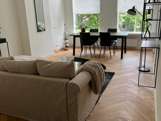 Koningin Emmakade 101, Den Haag