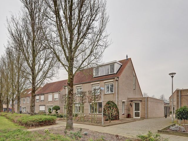 Rucphensebaan 1E, Sprundel