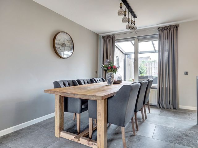 Rucphensebaan 1E, Sprundel