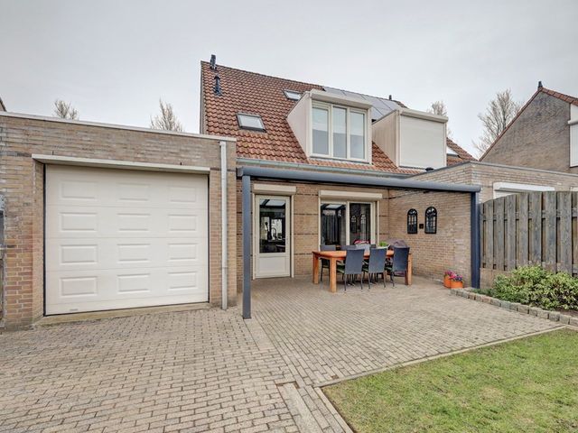 Rucphensebaan 1E, Sprundel