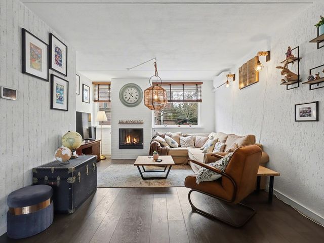 Crocuserf 48, 'S-Gravendeel