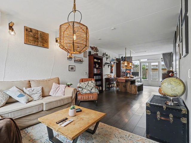 Crocuserf 48, 'S-Gravendeel