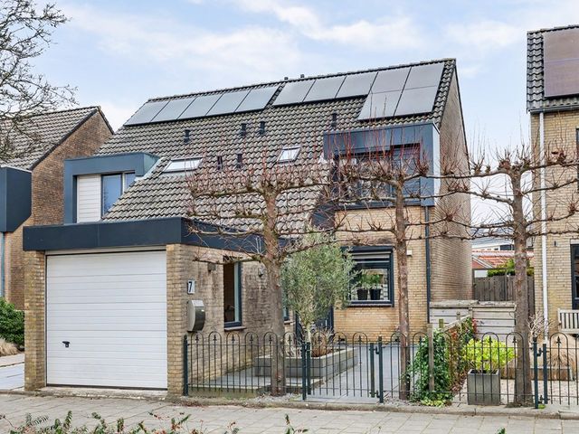 Seringenstraat 7, 's-Gravendeel