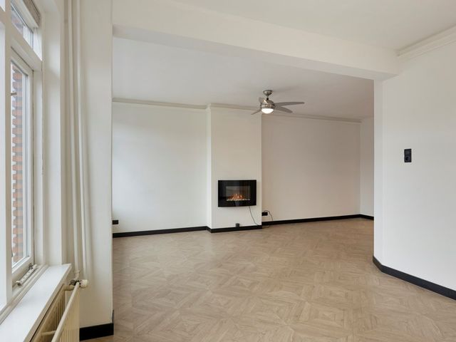 Veenendaalkade 117, Den Haag