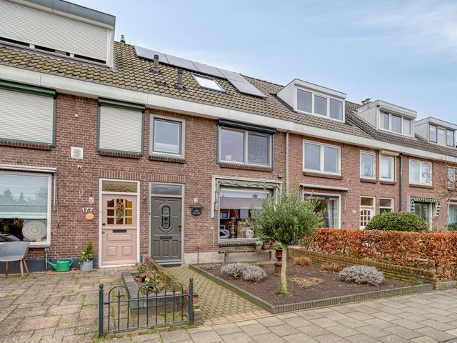 Prins Bernhardlaan 179, Veenendaal