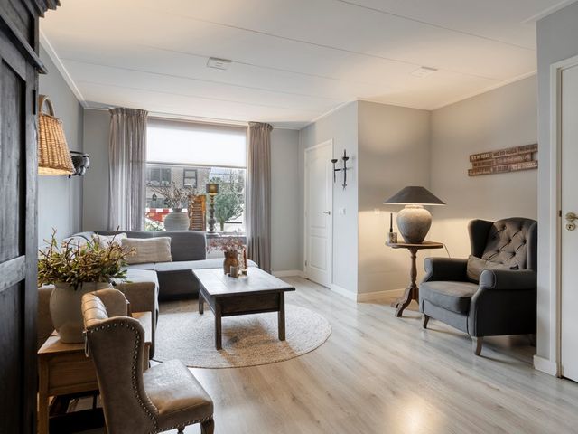 Prins Bernhardlaan 179, Veenendaal