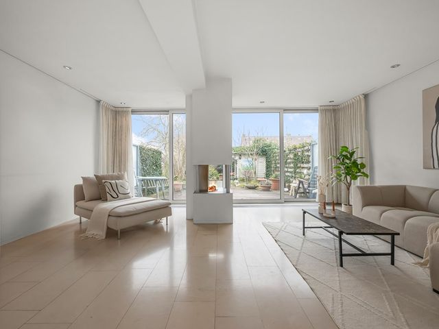 Vrijburglaan 67, Uitgeest