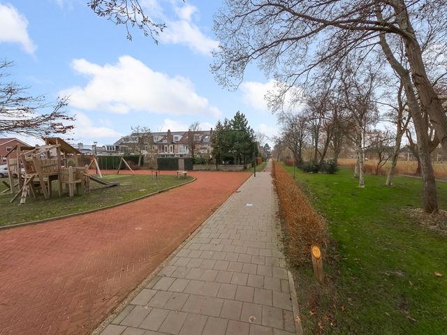 Vrijburglaan 67, Uitgeest