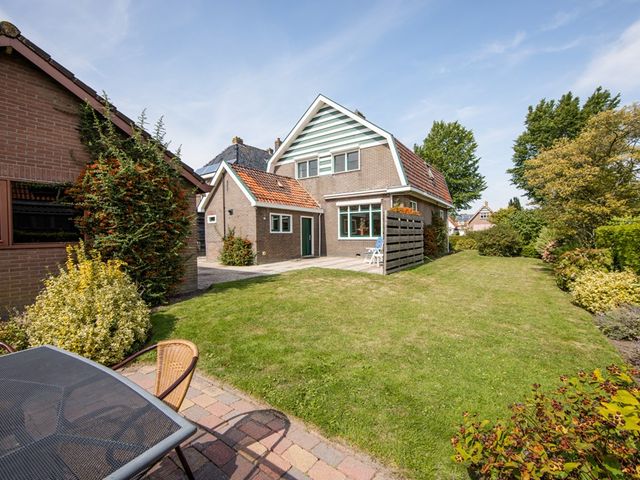 Ds L Touwenlaan 32, Makkum