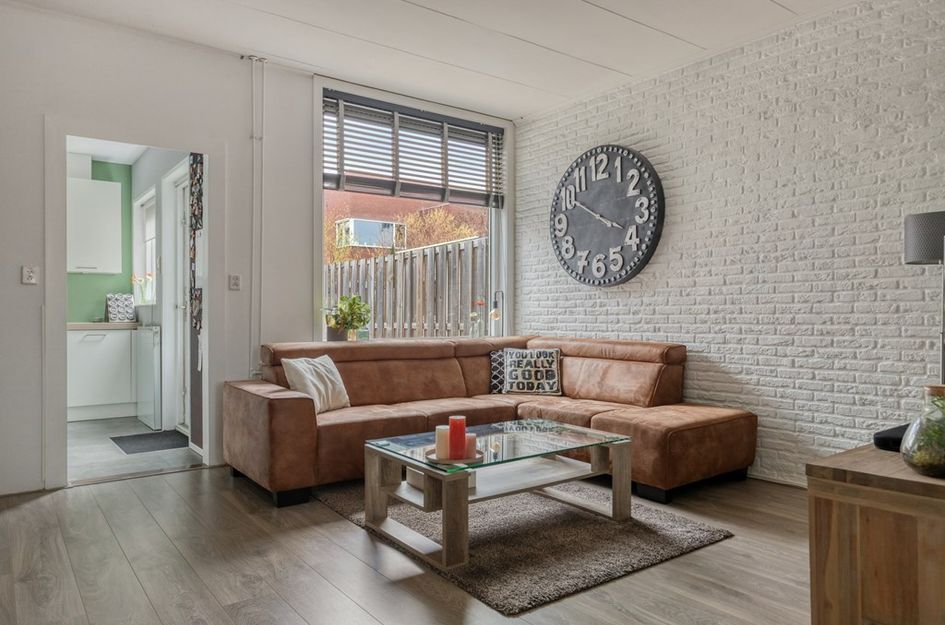 Prins Bernhardstraat 8