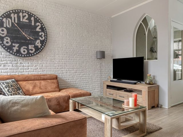 Prins Bernhardstraat 8, Zwijndrecht