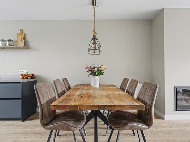 Binnensingel 57, Strijen