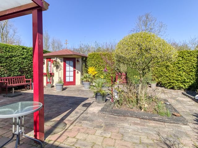 Zouterik 16, Nieuwvliet