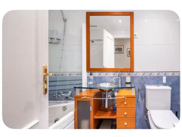 Derio Bidea 32, Mungia