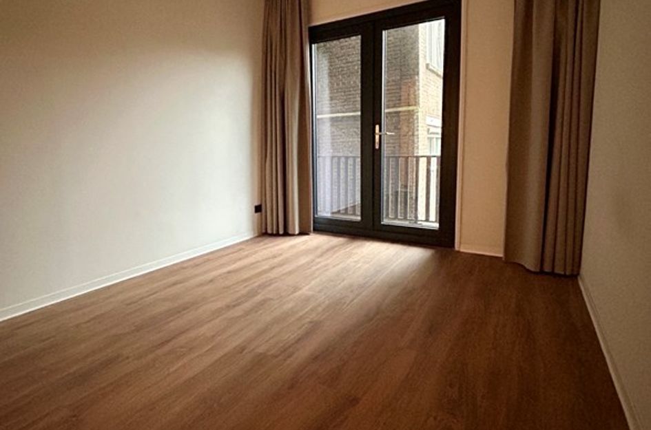 1e Middellandstraat 70B