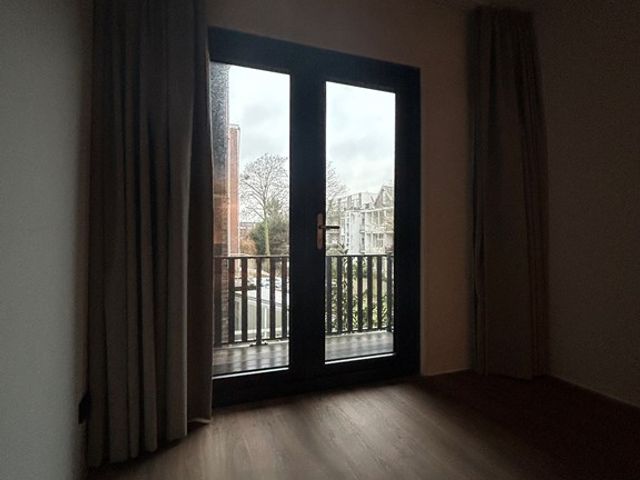 1e Middellandstraat 70B, Rotterdam