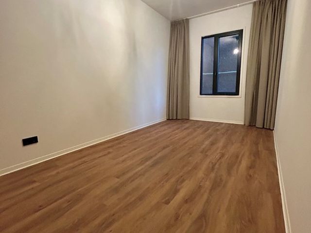 1e Middellandstraat 70B, Rotterdam