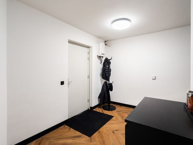 Alikruiksingel 3, Den Haag