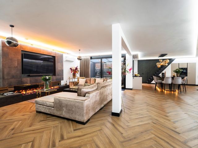 Alikruiksingel 3, Den Haag