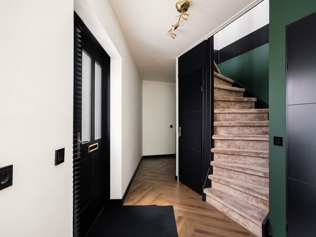 Alikruiksingel 3, Den Haag