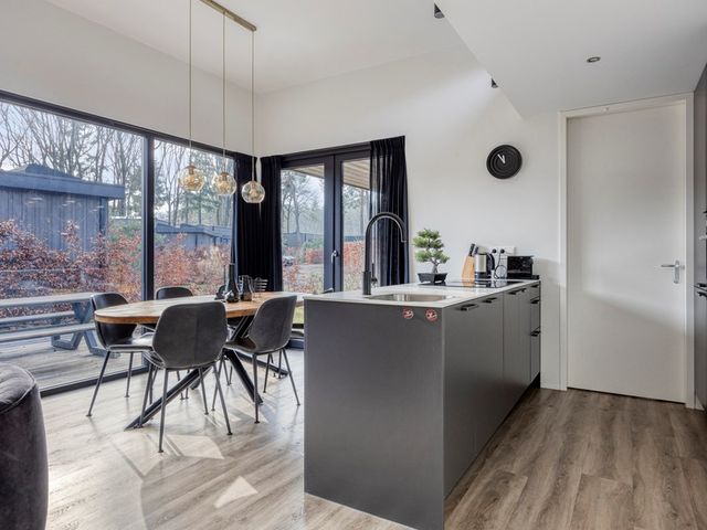 Oude Veensegrindweg 76 16, Rhenen