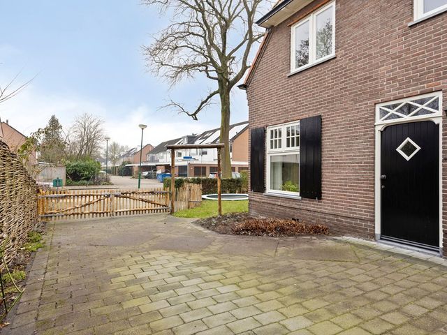 't Voorhuis 14, Veenendaal