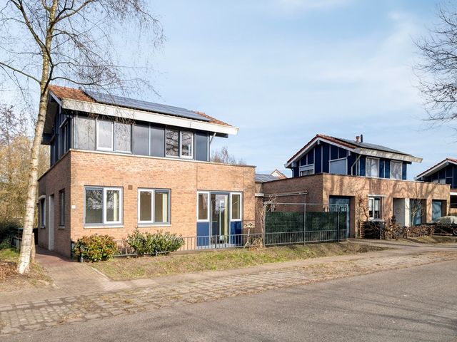 Artemislaan 1, Enschede