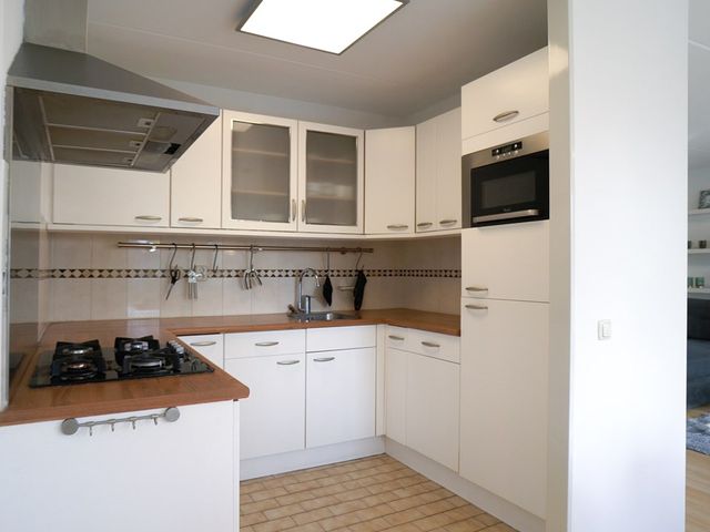 Waldeck Pyrmontkade 14, Den Haag