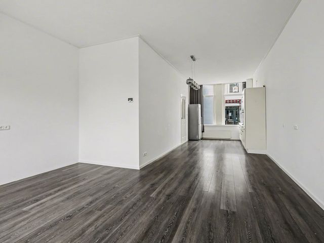 Kerkstraat 3, Strijen