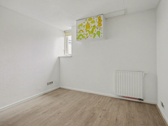 Kerkstraat 3, Strijen