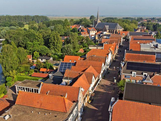 Kerkstraat 3, Strijen