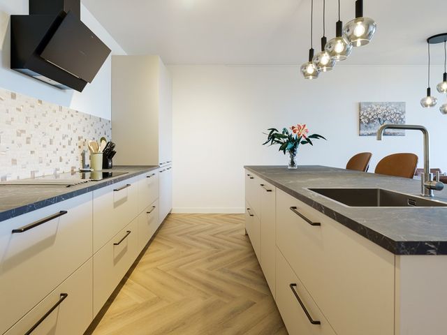 Genderstroom 49, Veldhoven