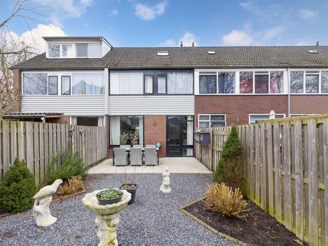 Haydnplantsoen 15, Bunschoten-Spakenburg