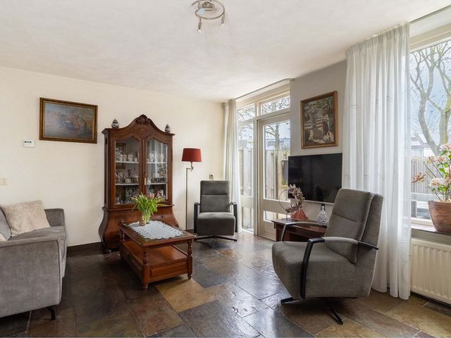 Haydnplantsoen 15, Bunschoten-Spakenburg