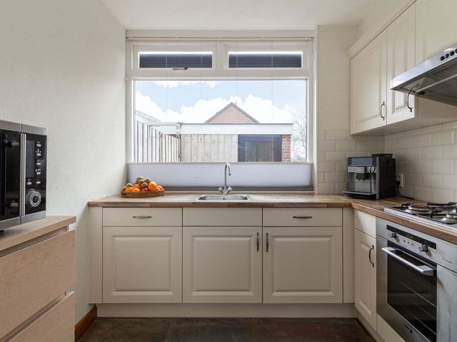 Haydnplantsoen 15, Bunschoten-Spakenburg