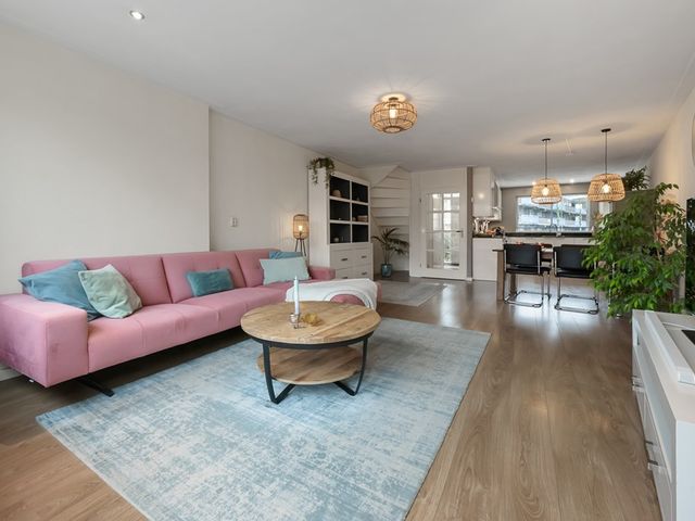 De Waterdief 27, Uitgeest