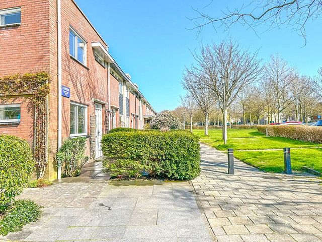 De Waterdief 27, Uitgeest