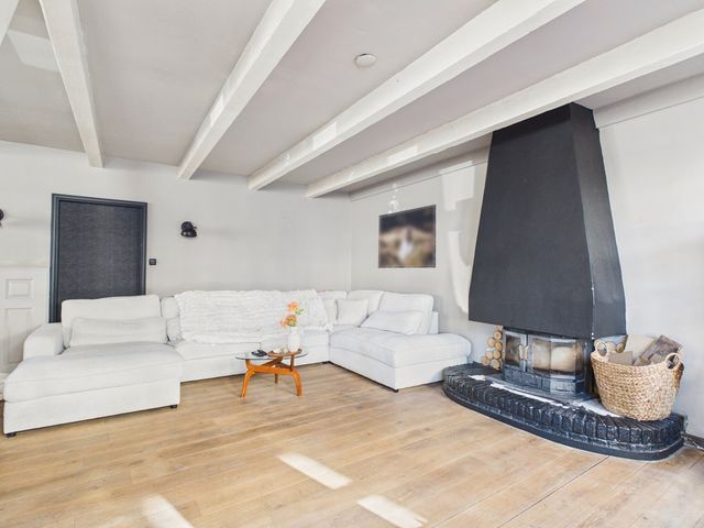 Voorstraat 13, Oud-Vossemeer