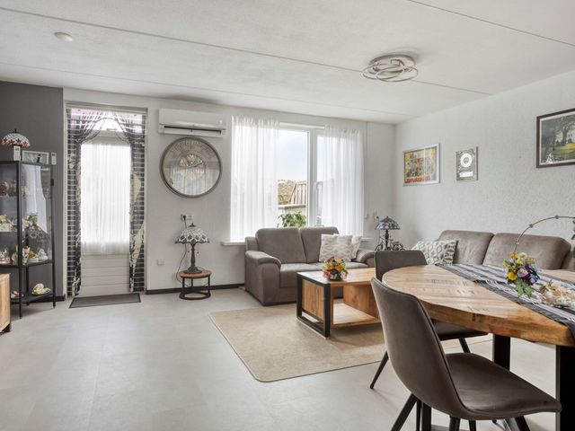 Spijkse Hof 6, Spijk