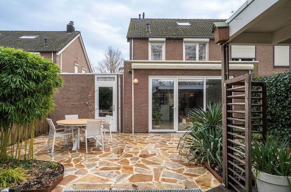 Maria van Bourgondiëstr 16