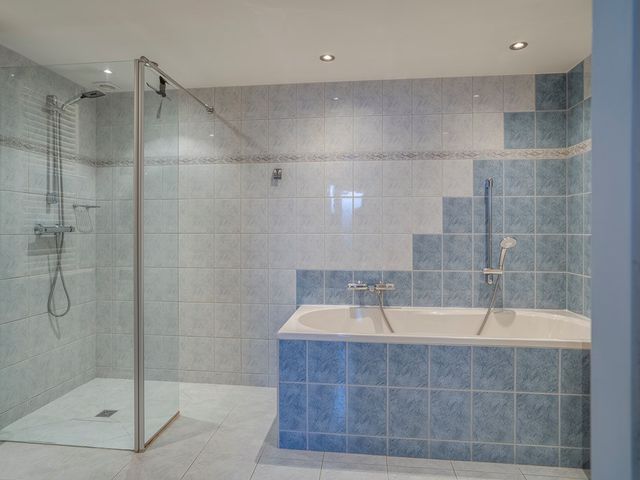 Bovenstraat 6, Limbricht