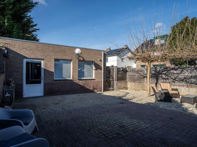 Bovenstraat 6, Limbricht